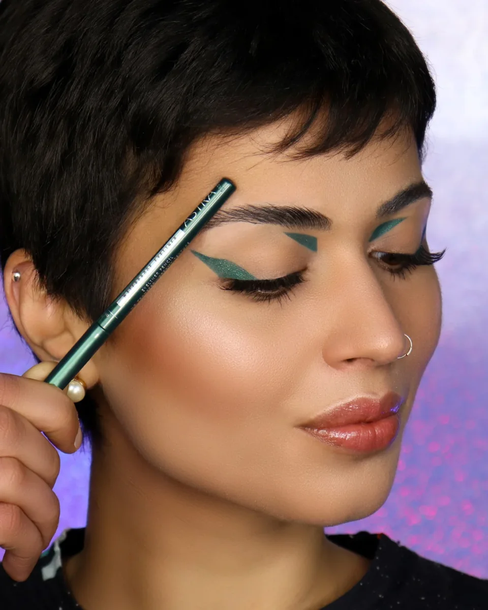 COSMOGRAPHIC – Matita Occhi Eyeliner Retraibile Waterproof - immagine 3
